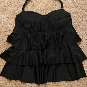 Island escape ruffled black tankini top